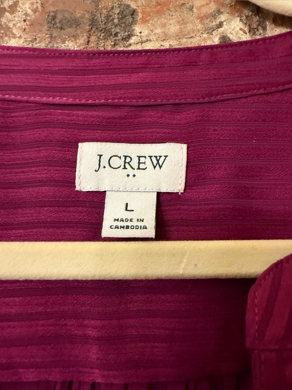T146 -J. Crew Berry Split-Neck Long-Sleeve Blouse - Picture 2 of 4